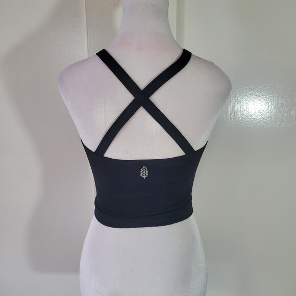 Free People Movement Size XS Good Karma Crop Tank Black Cross Back Symbol Front - Picture 2 of 6
